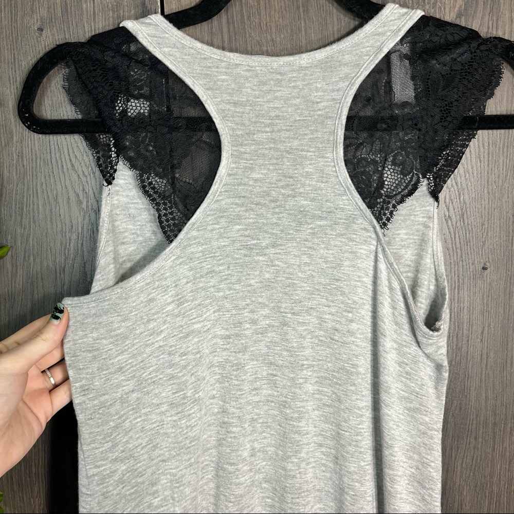 🌼3/$30🌼B'Leev Cap Lace Sleeved Flowy Grey Top Size Medium - Picture 9 of 15